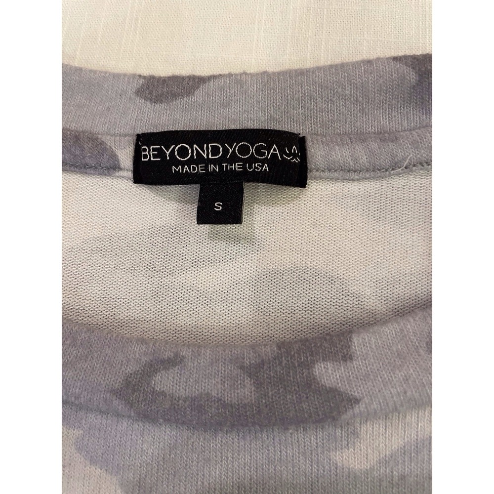 Beyond Yoga gray camo camouflage soft long sleeve top size small - Picture 9 of 16